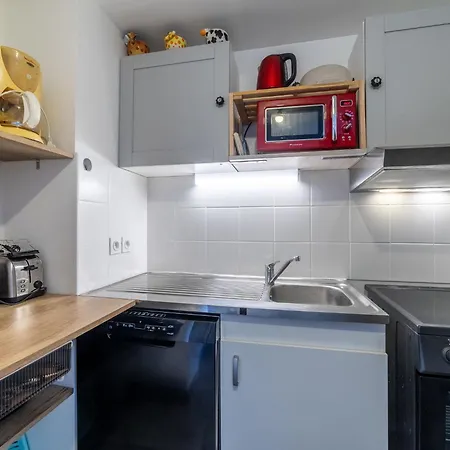 Apartment Le Jardin Du Loderi-2 By Interhome